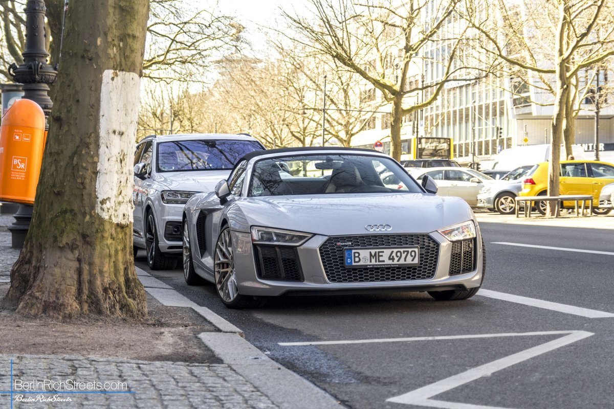 Audi R8 V10 Spyder (2016) spotted in Berlin — BerlinRichStreets
